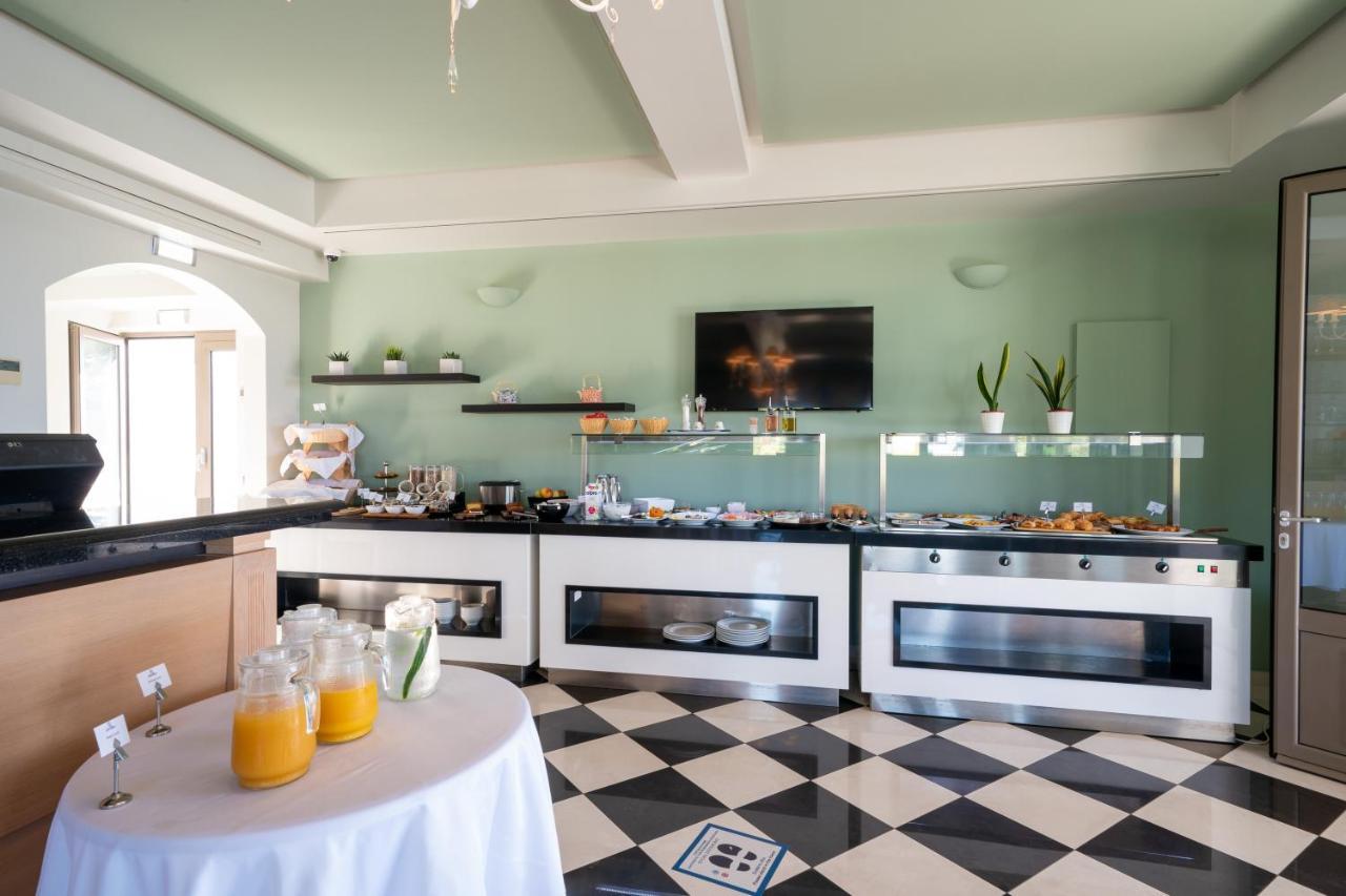 Costa Rossa Boutique Hotel - Adults Only リクスリオン エクステリア 写真